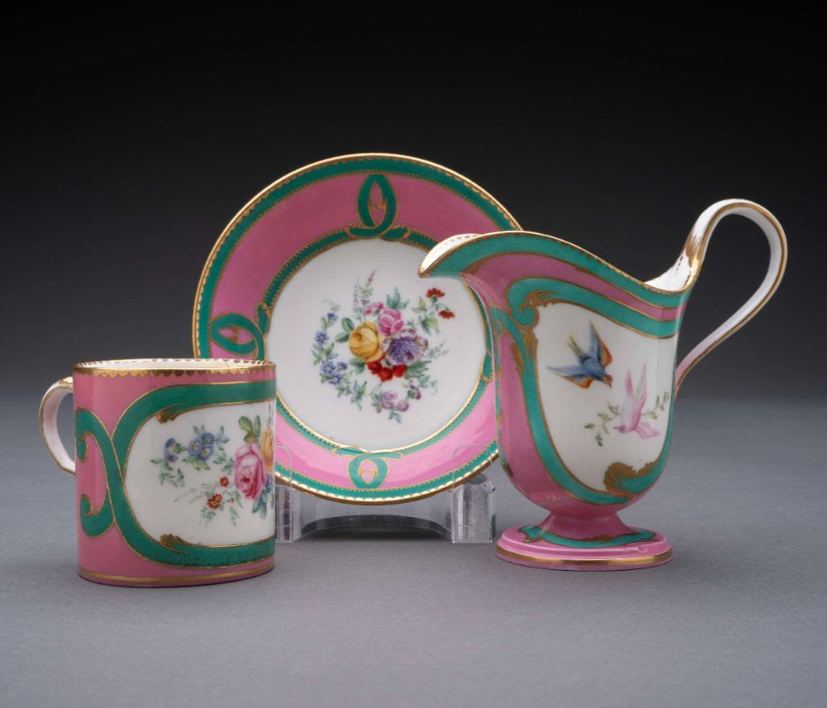 Pink and green porcelain set